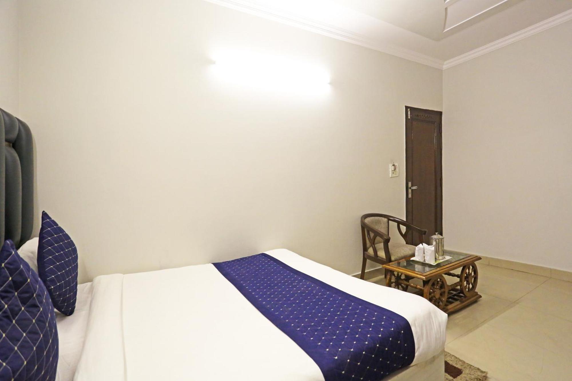 Hotel Ratandeep At Paharganj Нью-Делі Екстер'єр фото