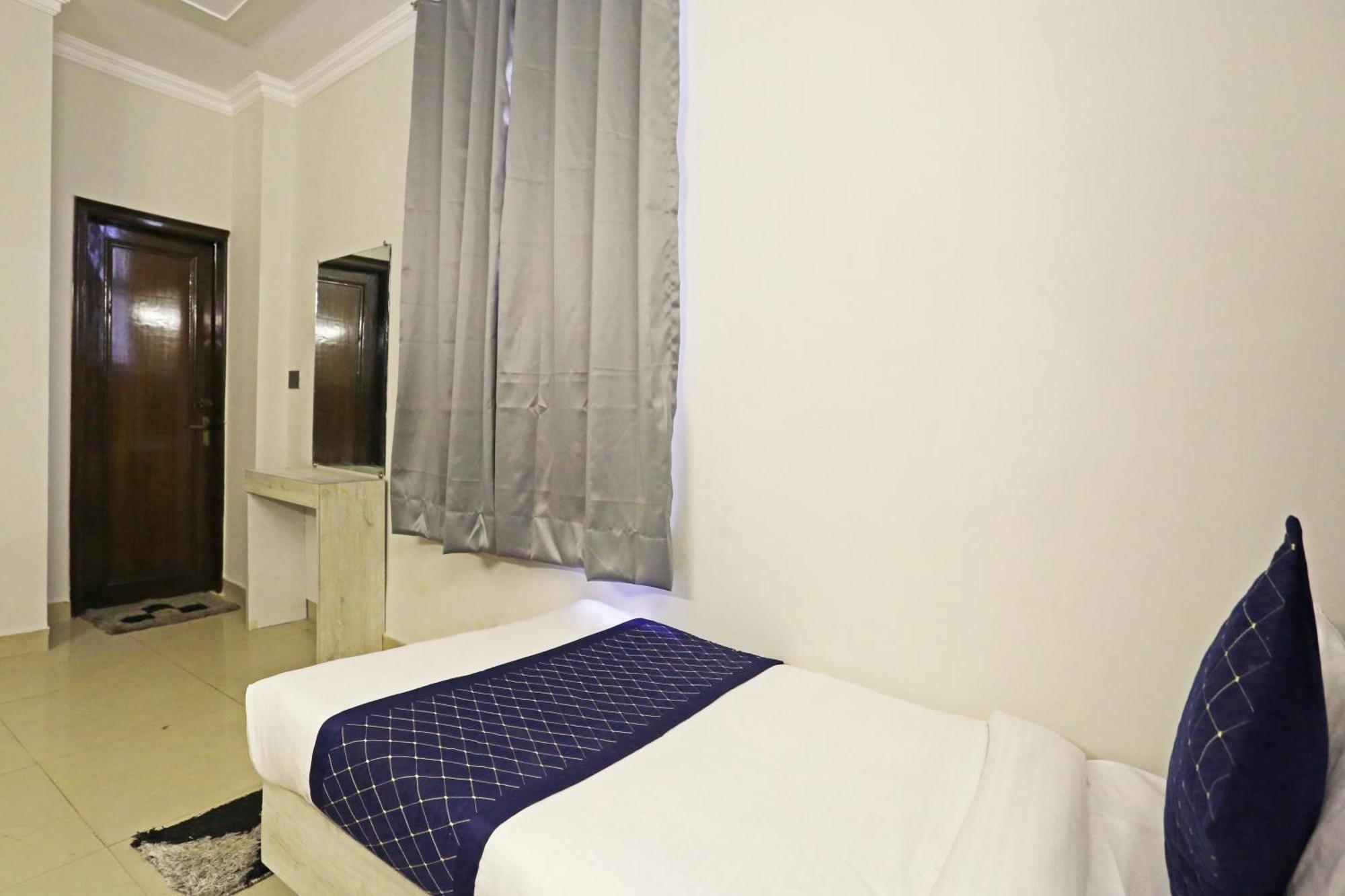 Hotel Ratandeep At Paharganj Нью-Делі Екстер'єр фото